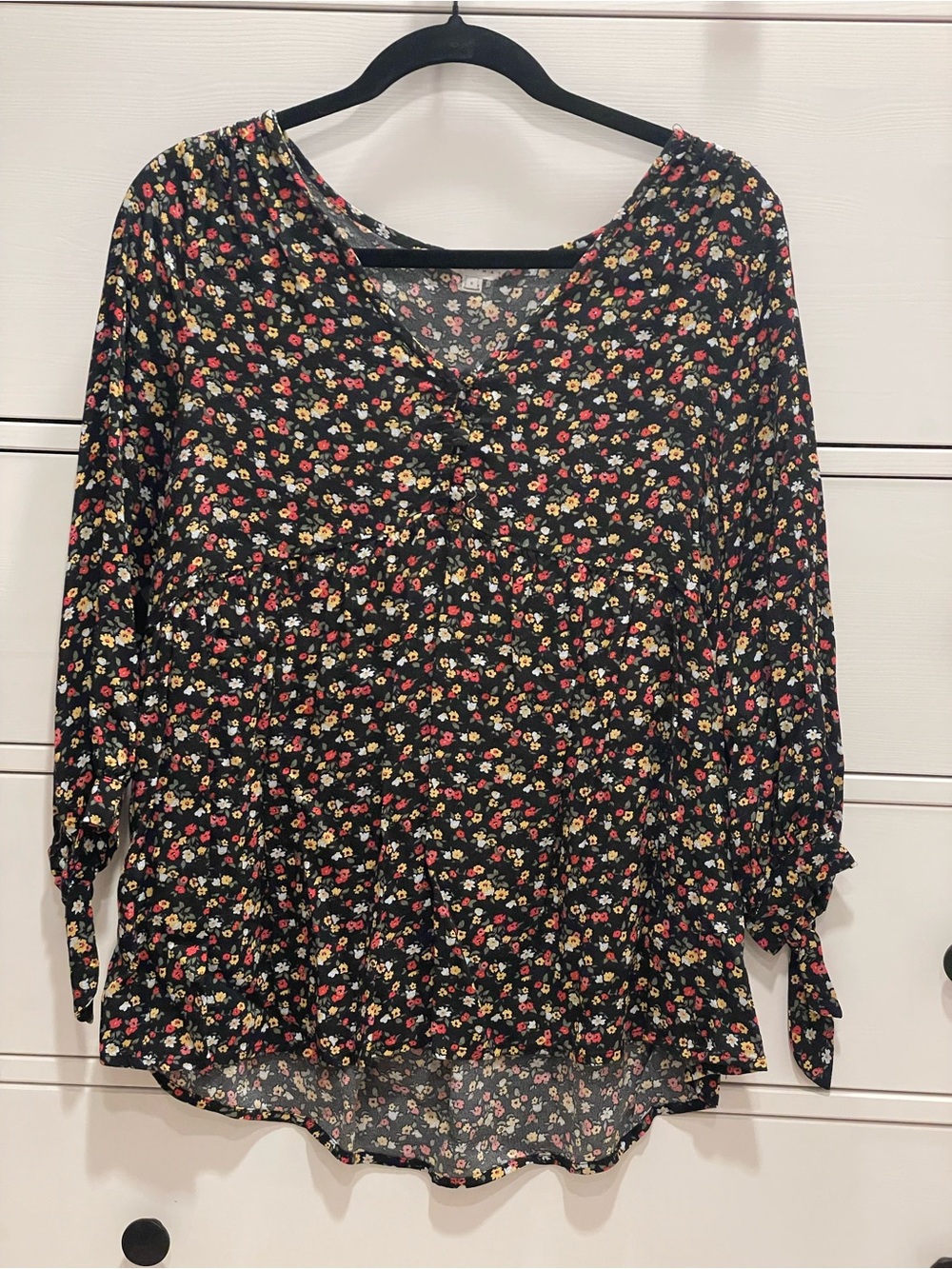 The Nines by HATCH Black Floral V-Neck Tie-Sleeve Blouse